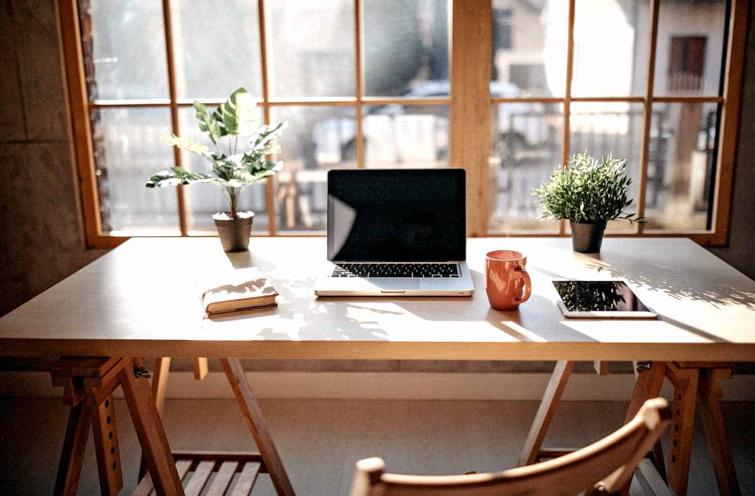 Remote Jobs: Der komplette Guide für ortsunabhängiges Arbeiten Remote Jobs: Der komplette Guide für ortsunabhängiges Arbeiten